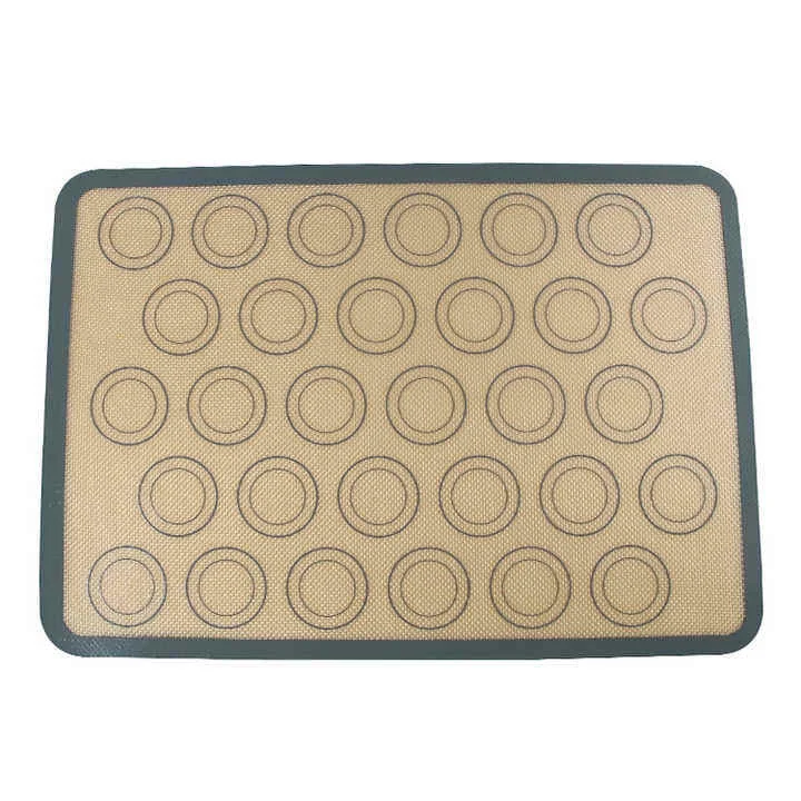 Silicone Macaron Baking Mat detail view 1